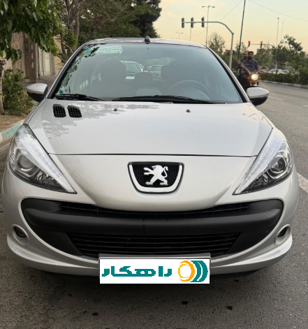 پژو 207