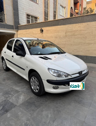 پژو 206